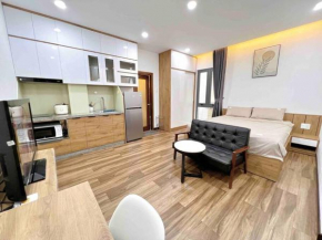 RiverSideApt nearAirport.Bed/Netflix/Chill/Terrace